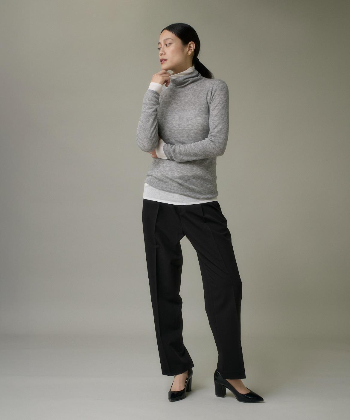 ハイネックニットプルオーバー《Melty air wool》