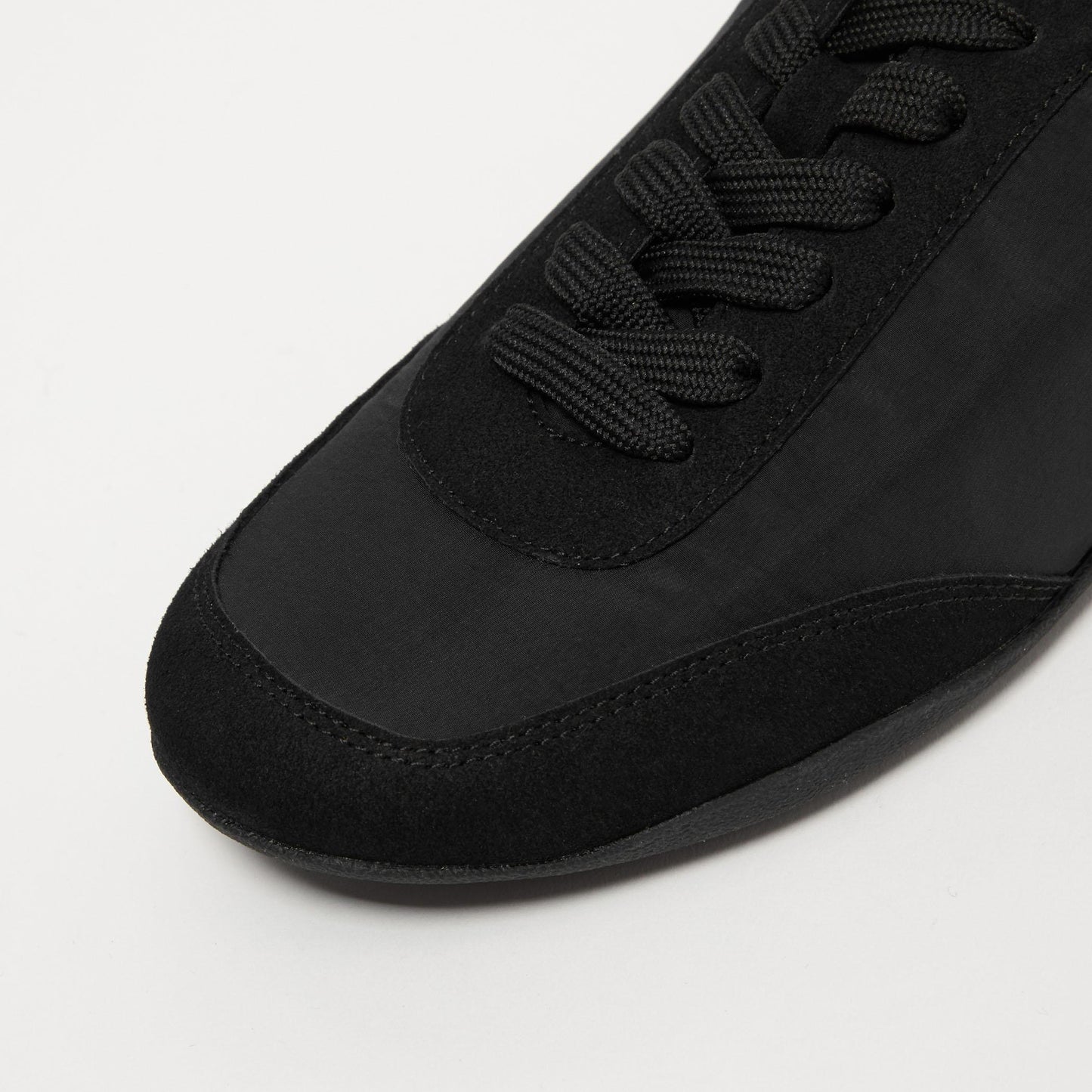 シャーリングトップ スニーカー15↑