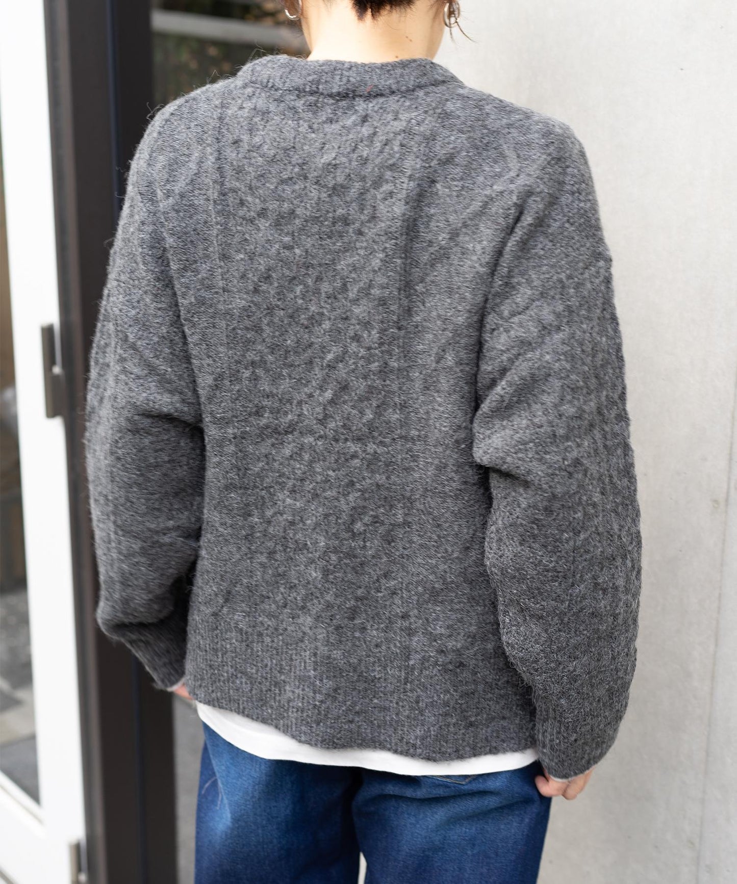 ケーブルニット