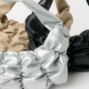 ギャザー ムーン ワンショルダーバッグ