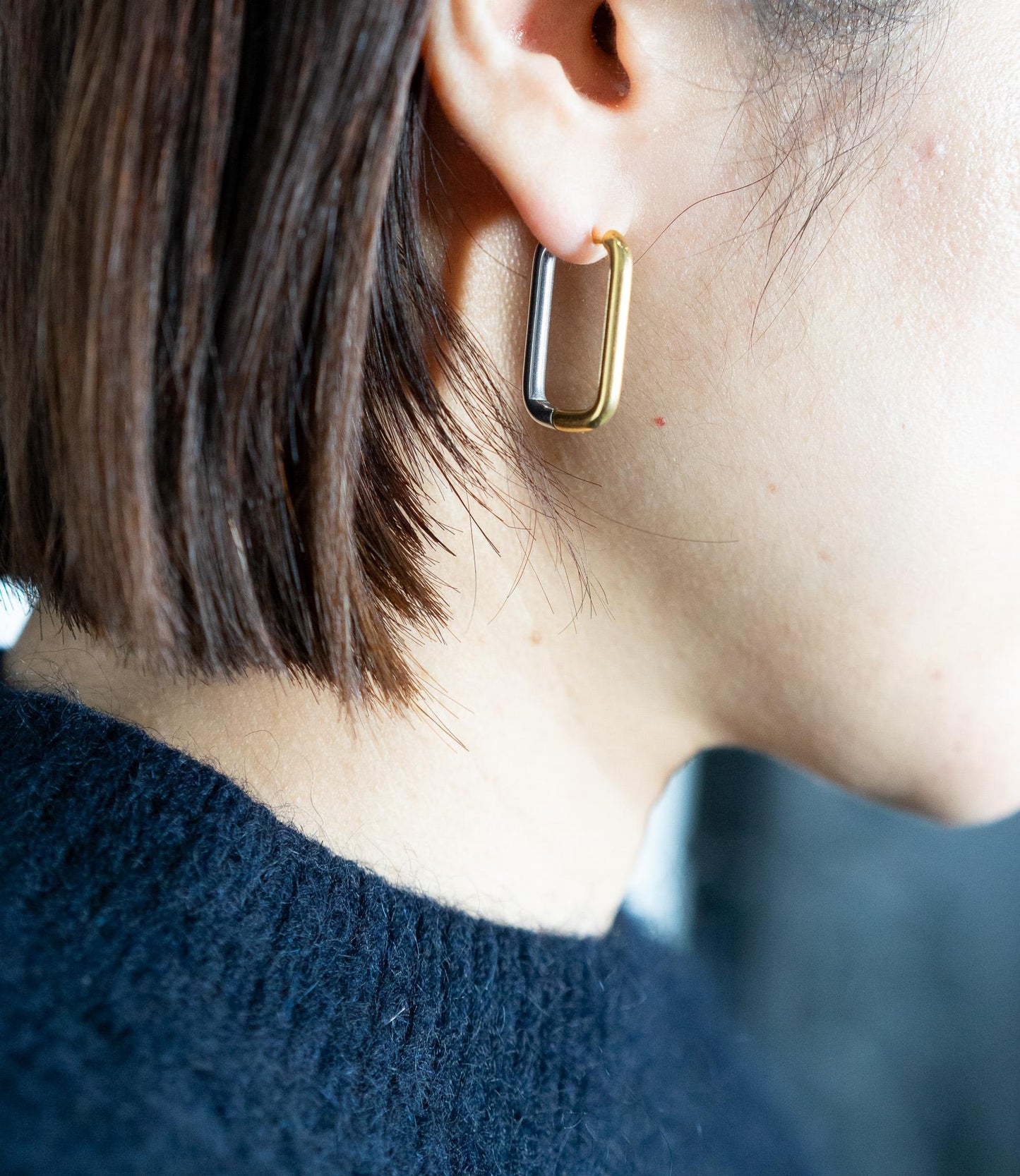 バイカラースクエアピアス