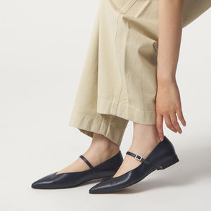 【WEB限定】ポインテッド ストラップ フラット20■↓↑