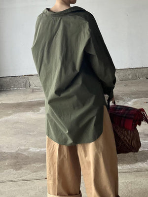 KHAKIプルオーバーシャツ