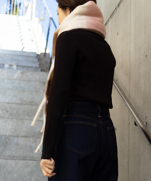 ボリュームフリンジマフラー