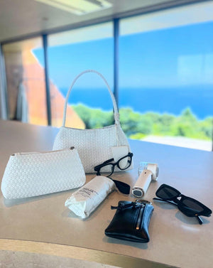 ポーチ付きメッシュショルダーバッグ