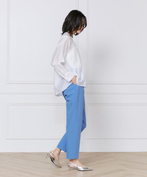 美脚テーパードパンツ