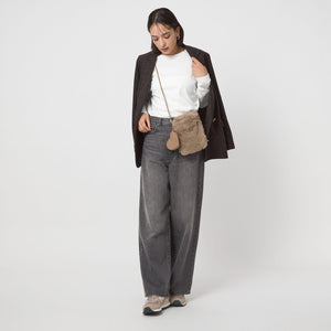 ファーショルダーバッグ ハートチャーム付き