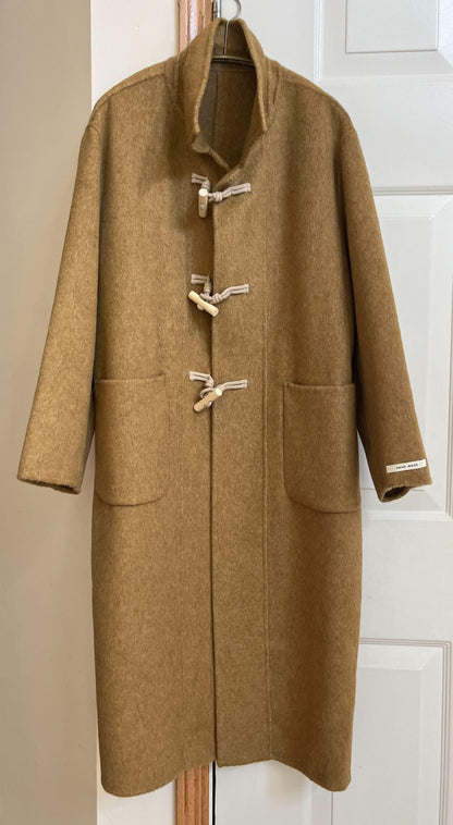 マスタードダッフルコート