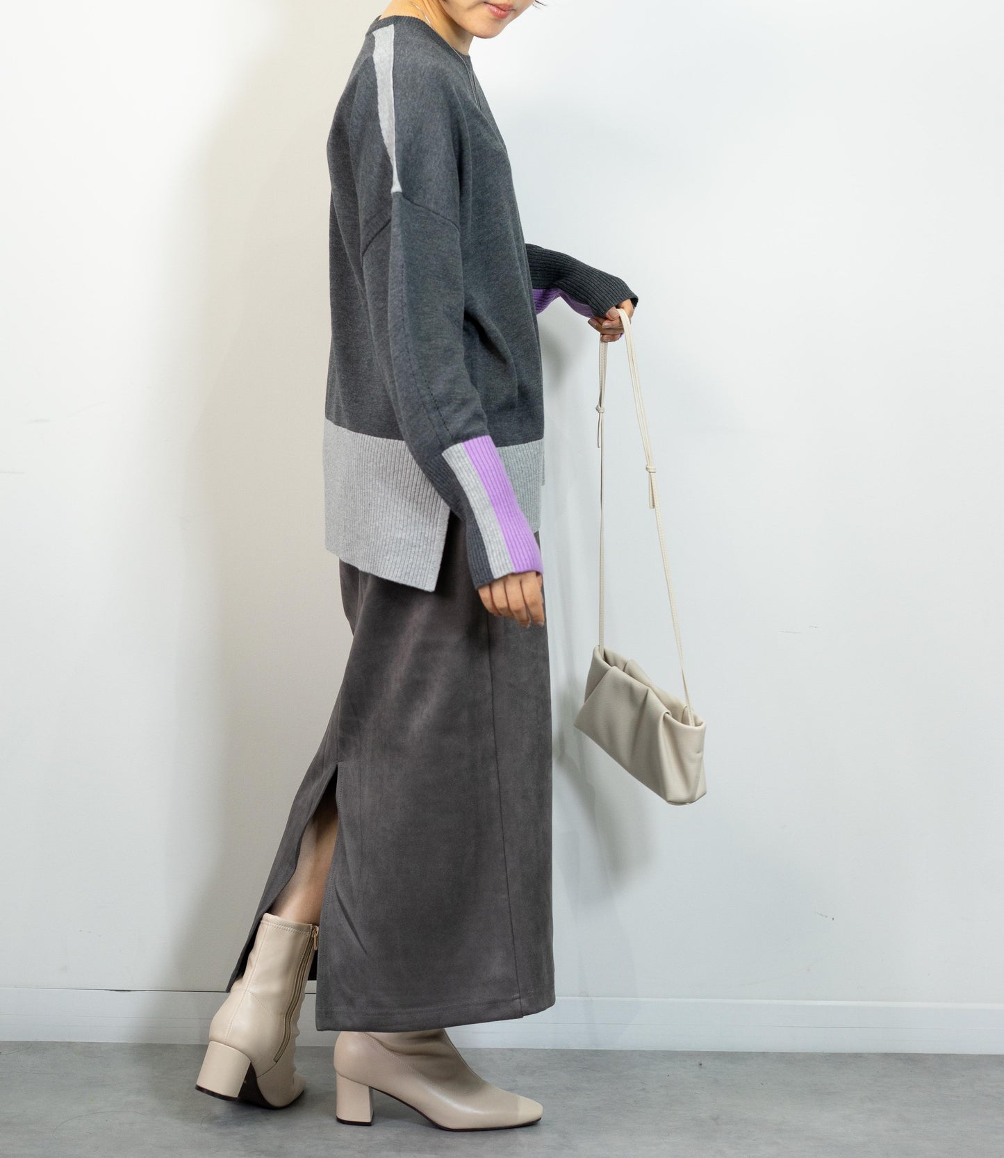 バイカラーボクシーニット