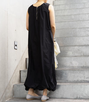 ハーフジップバルーンワンピース