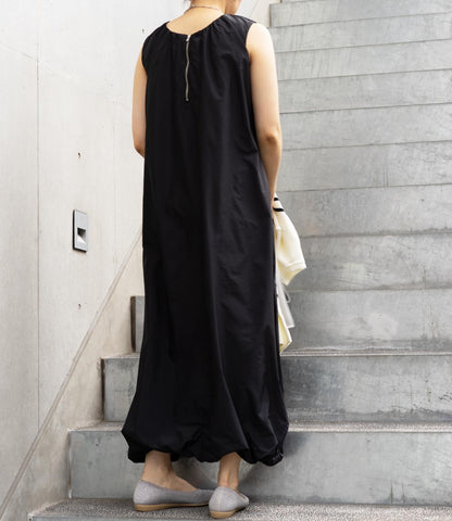 ハーフジップバルーンワンピース