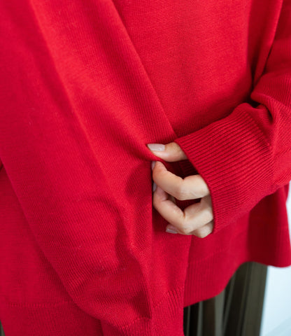 モックネックラグランニット