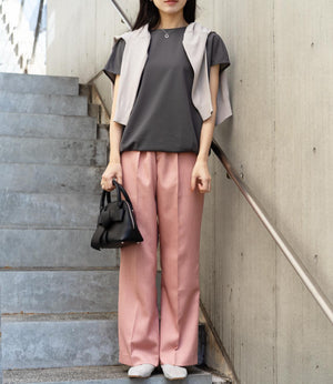 ナチュラルフレアシルエットパンツ