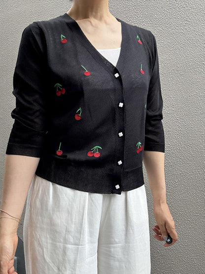 チェリー 刺繍ニットカーディガン