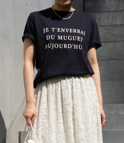 レタリングスリムTシャツ