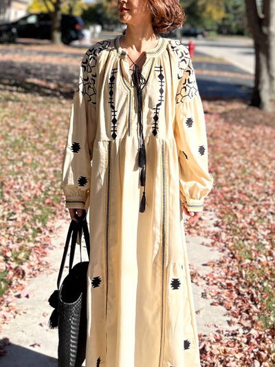 タッセルフォークロア刺繍ワンピース
