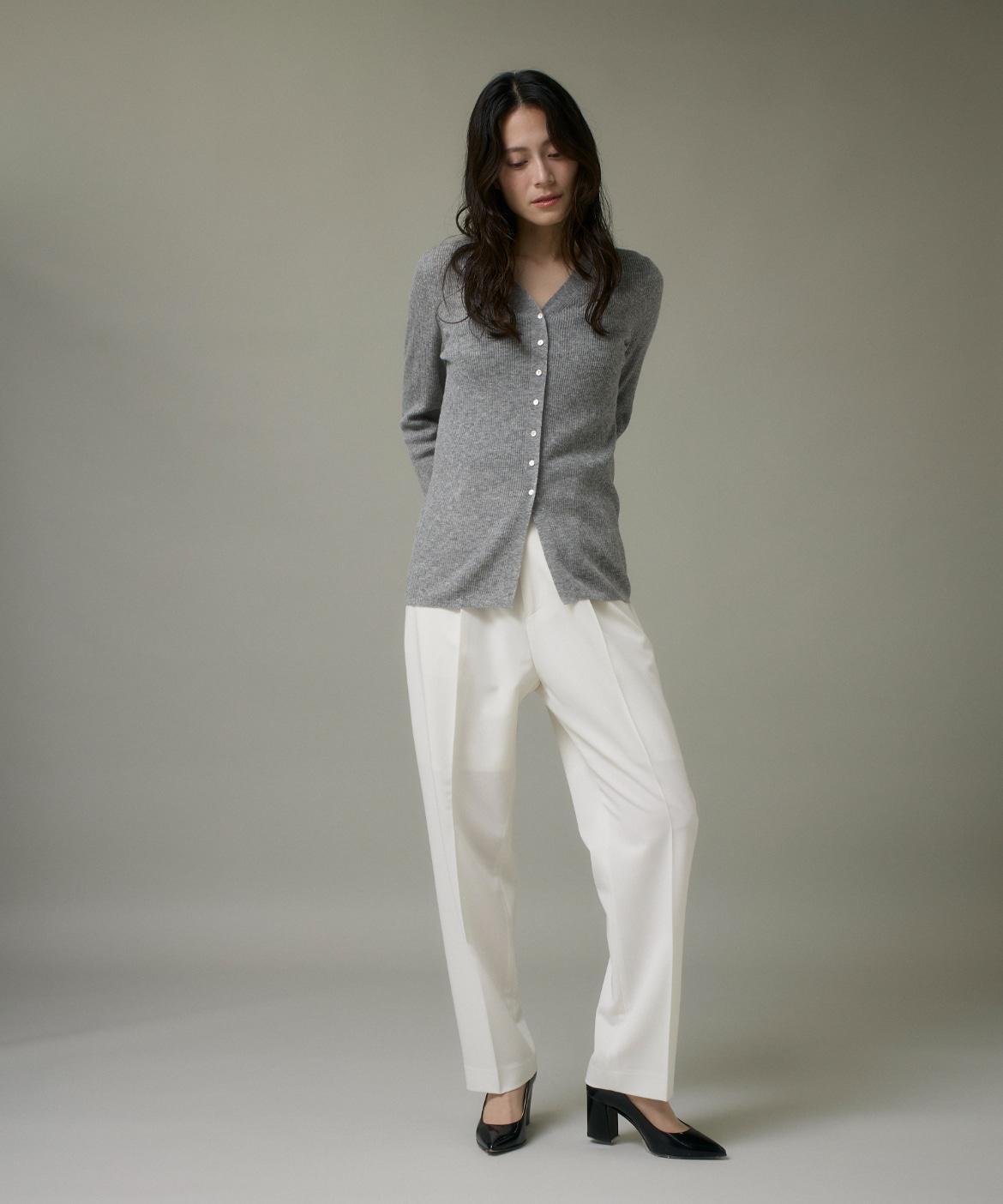 Vネックリブニットカーディガン《Melty air wool》