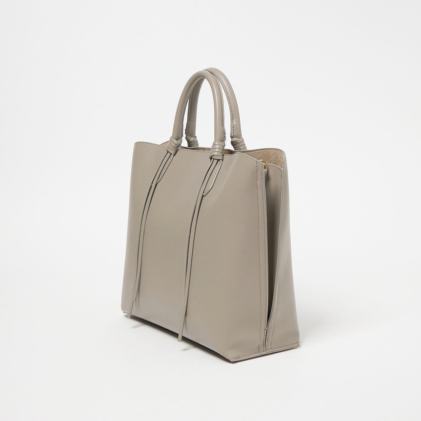 【WEB限定】2WAYタッセルハンドル A4 トートバッグ / ショルダーバッグ