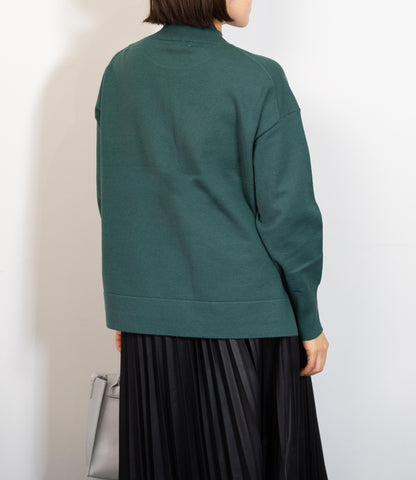 ハイネックスクエアニット