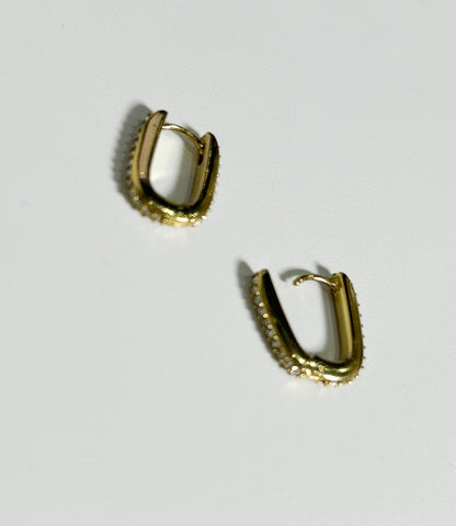 キュービックアクセントピアス