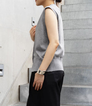 ラメニットベストトップス