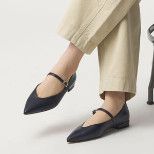 【WEB限定】ポインテッド ストラップ フラット20■↓↑