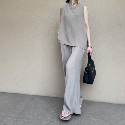 Yuko00　トップスボトムスセット ノースリ ワイドスラックスセットアップ – &DROBE (アンドローブ)