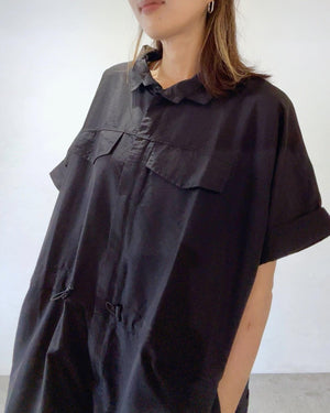 ナイロンジャンプスーツ