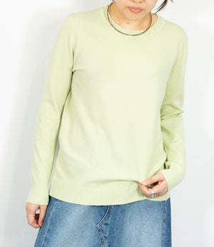 ソフトタッチクルーネックニット