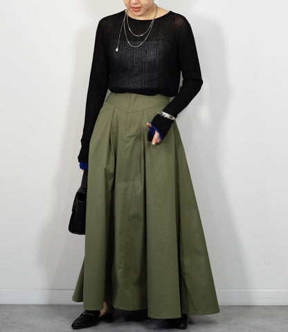タックツイルフレアスカート