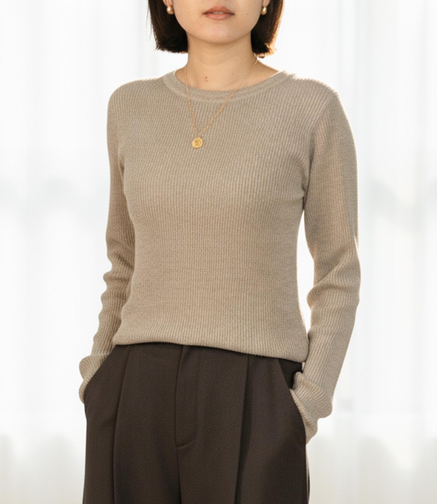 ラメリブクルーネックスリムニット