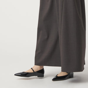 【WEB限定】ポインテッド ストラップ フラット20■↓↑