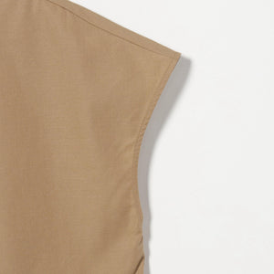 スタンドネック ペプラム フレンチスリーブ ブラウス