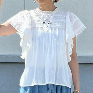 カットワーク刺繍ブラウス