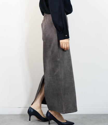 マシュマロスウェードタイトスカート