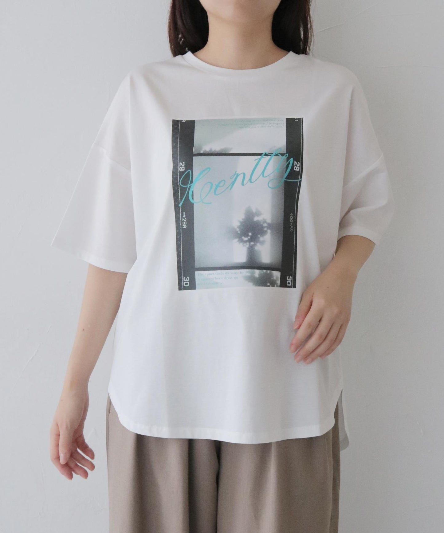 【接触冷感】ラウンドテールフォトTシャツ