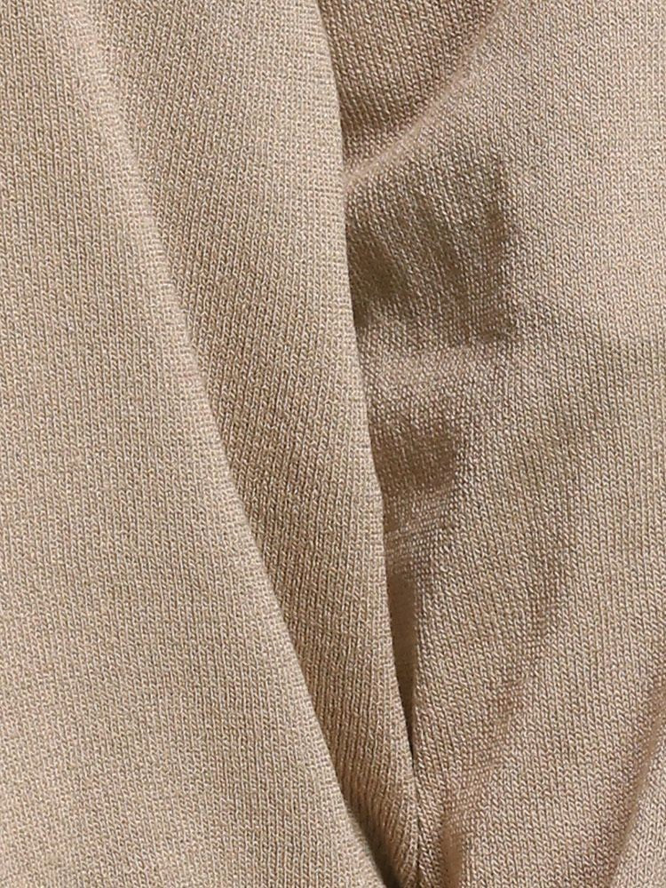 定番Vﾈｯｸｶｰﾃﾞｨｶﾞﾝ