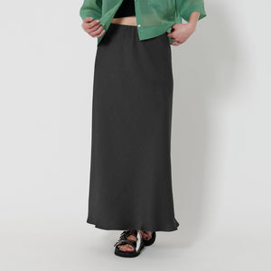 ポリエステルサテン マーメイドフレアスカート