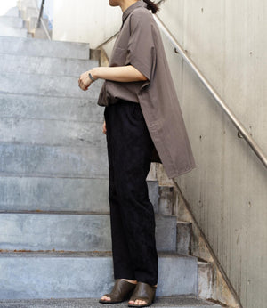 フローラルジャガードテーパードパンツ