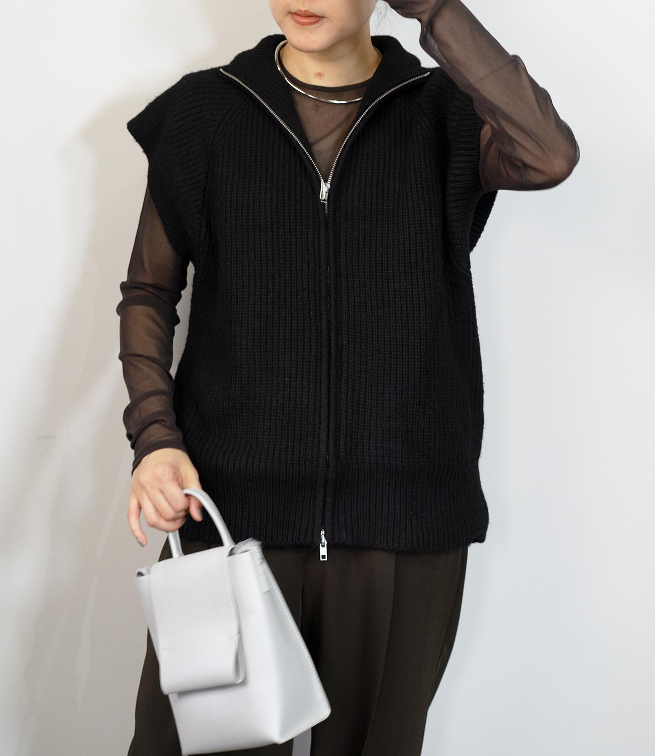 ラグランハイネックニット