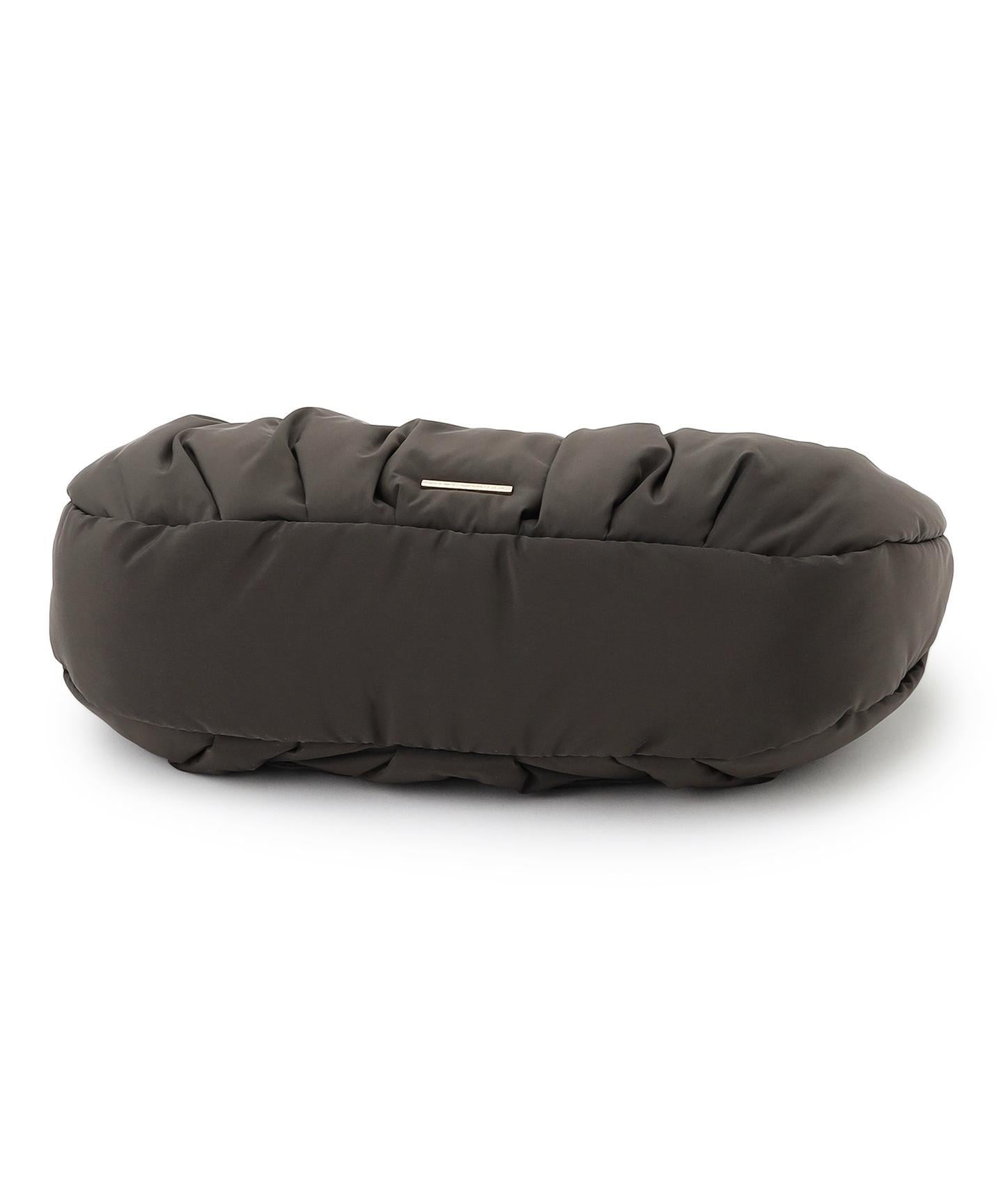 パデット ショルダーバッグ