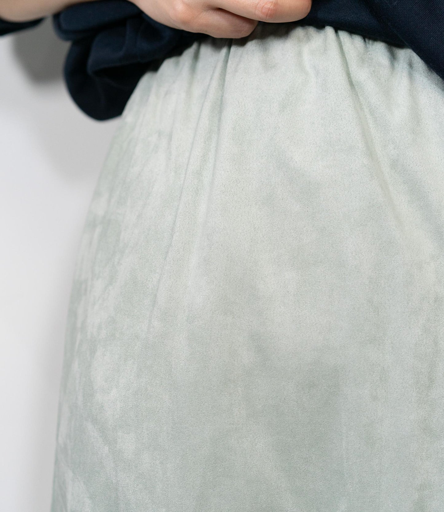 ストレッチスウェードライクIラインスカート