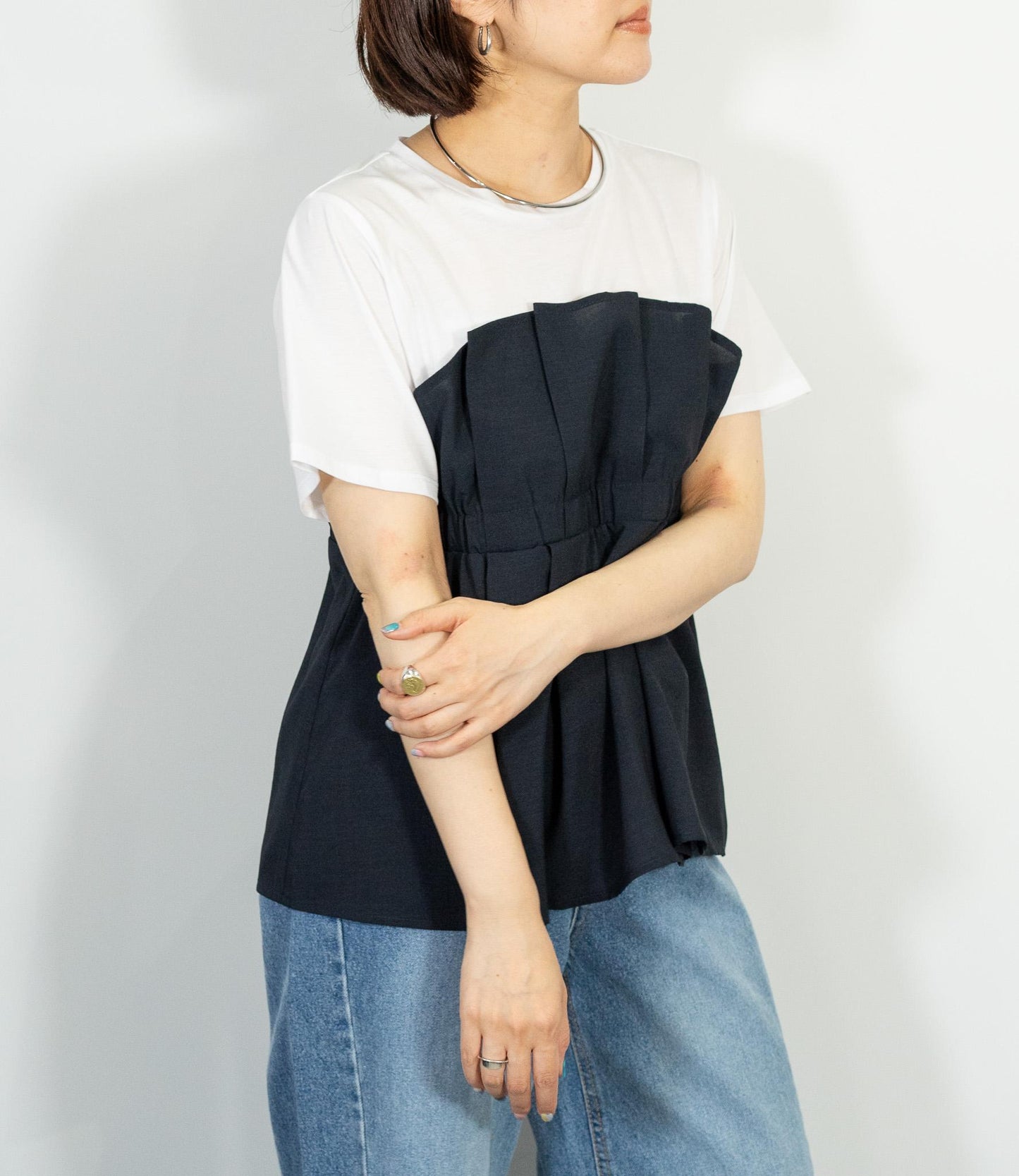 異素材ドッキングペプラムTシャツ