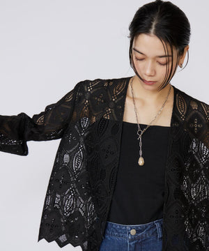 カップ付きキャミソール