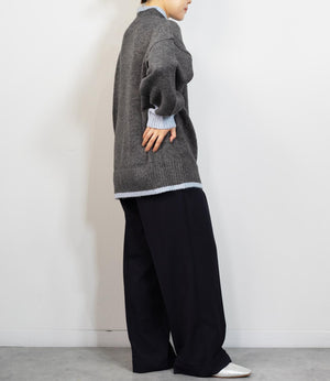 バイカラーハイネックニット