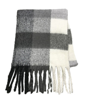 ボリュームフリンジマフラー