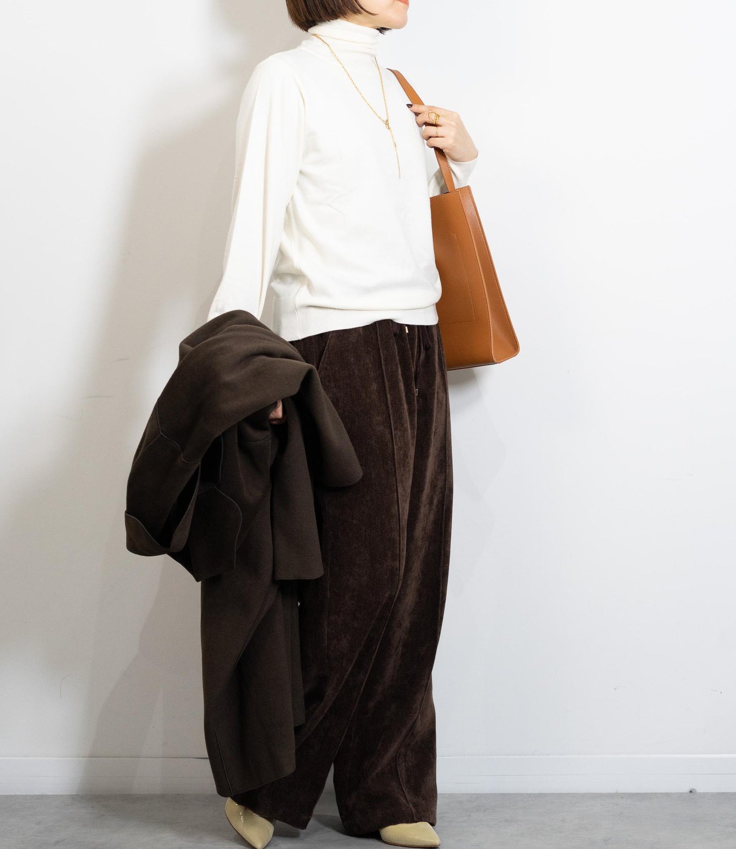 起毛ピンタックイージーパンツ