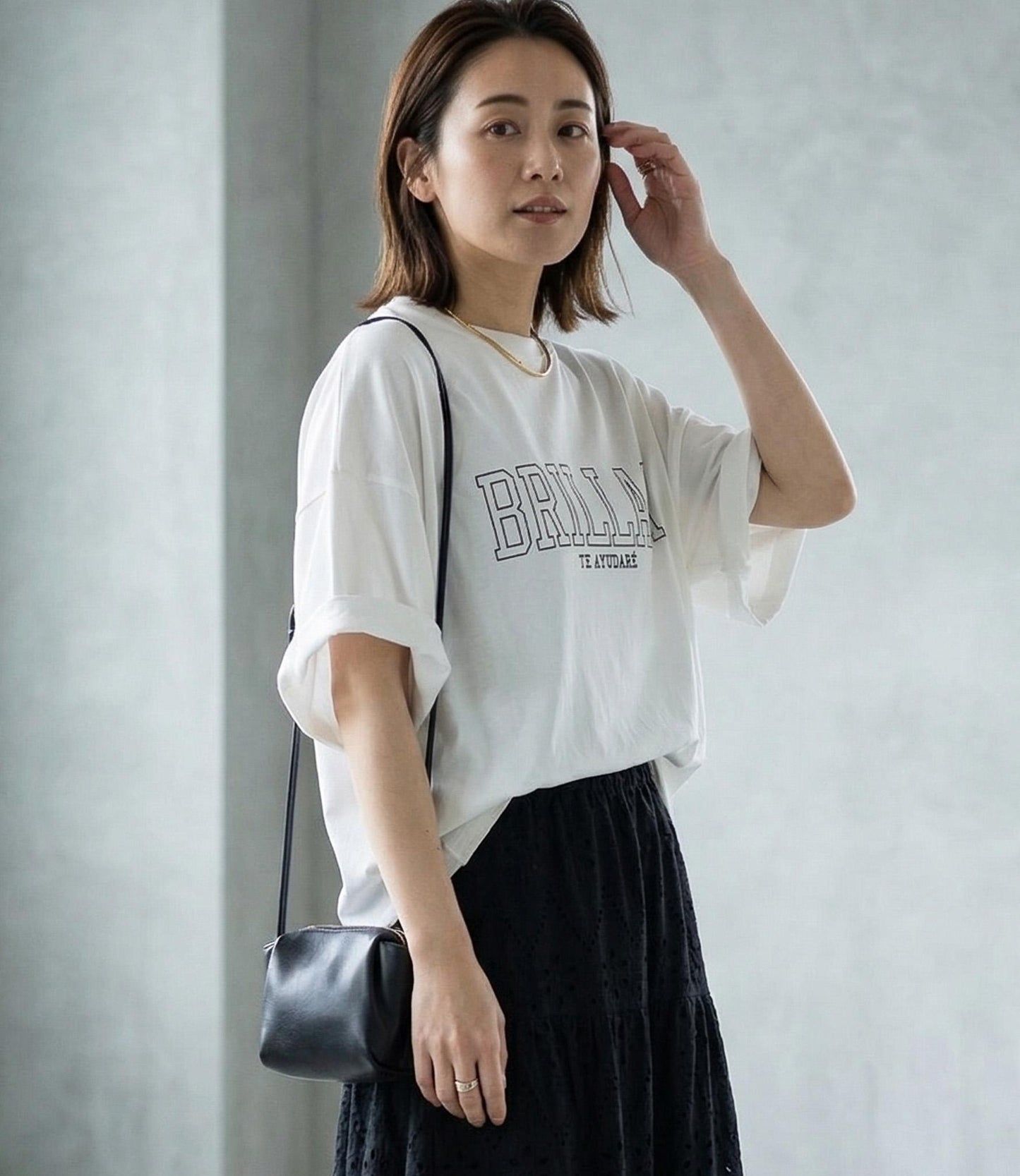 クロップドロゴTシャツ