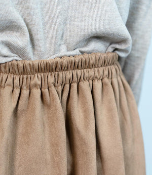スウェードフレアスカート