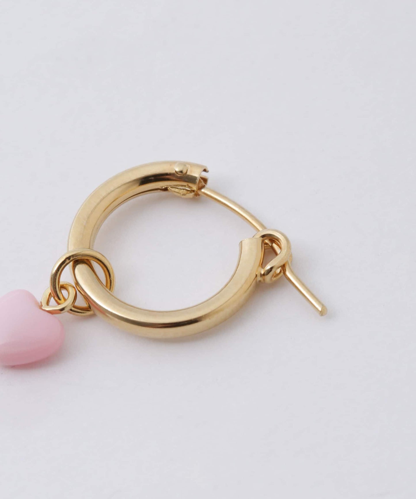 ハートストーンピアス